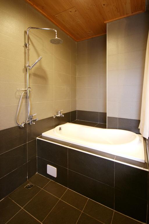 Pulicity Villa B&B חדר תמונה